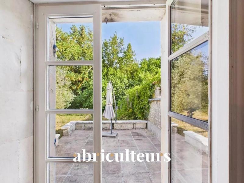 Maison - 258 m² - 12 pièces