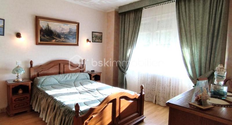 Maison - 104 m² - 4 pièces