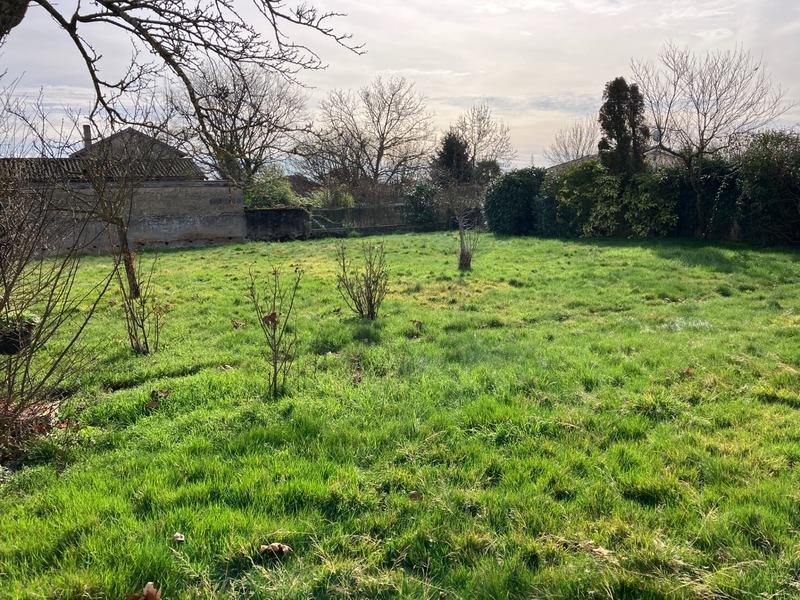 Terrain constructible - 475 m²