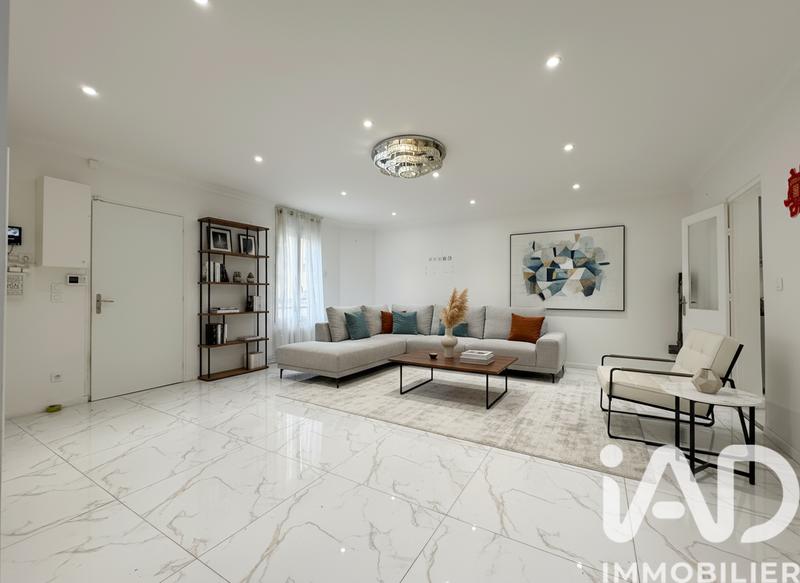 Maison - 128 m² - 7 pièces