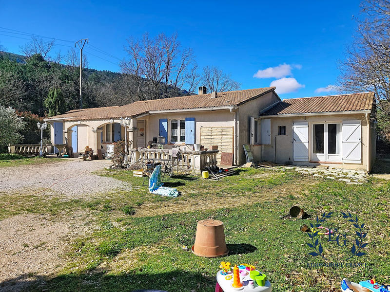 Maison - 140 m² - 4 pièces