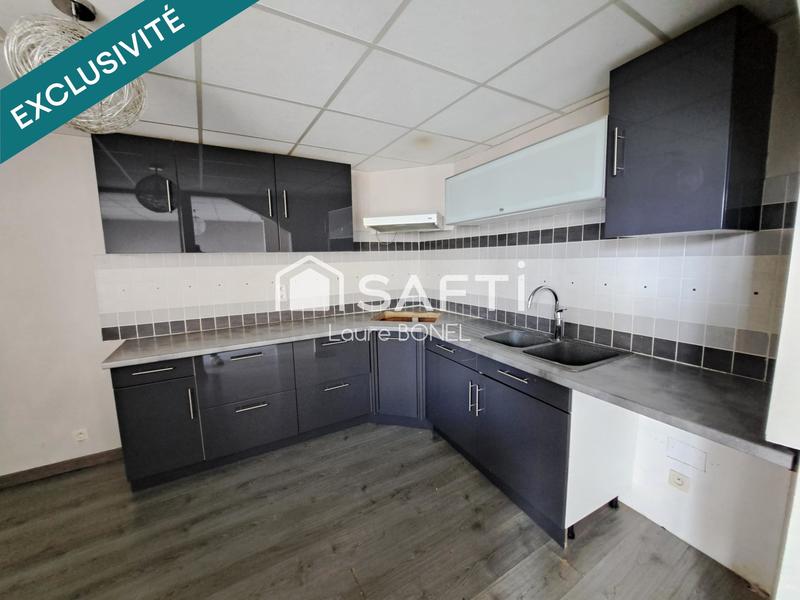 Maison - 232 m² - 8 pièces