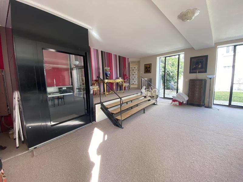 Maison - 193 m² - 16 pièces