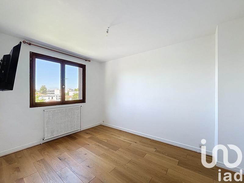 Appartement - 93 m² - 4 pièces