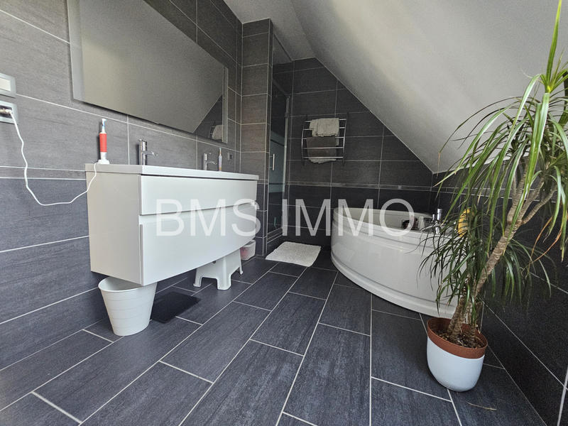 Maison - 107 m² - 5 pièces