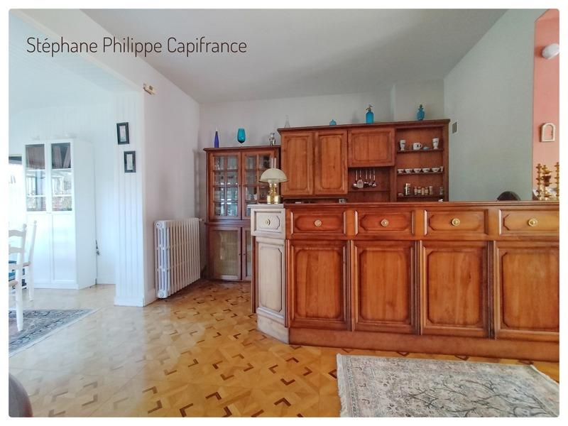 Maison - 152 m² - 8 pièces
