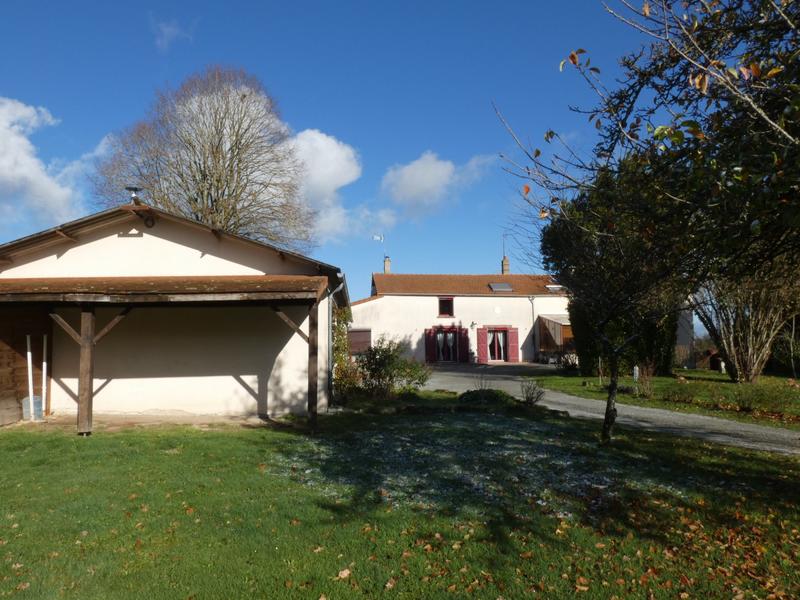 Maison - 324 m² - 9 pièces