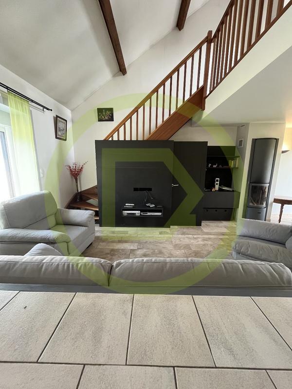 Maison - 85 m² - 4 pièces