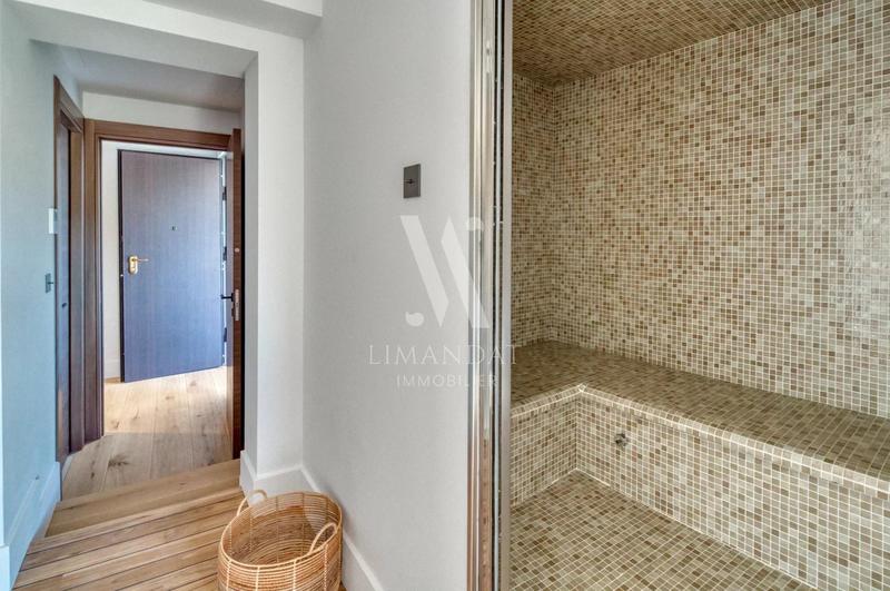 Propriété - 433 m² - 8 pièces