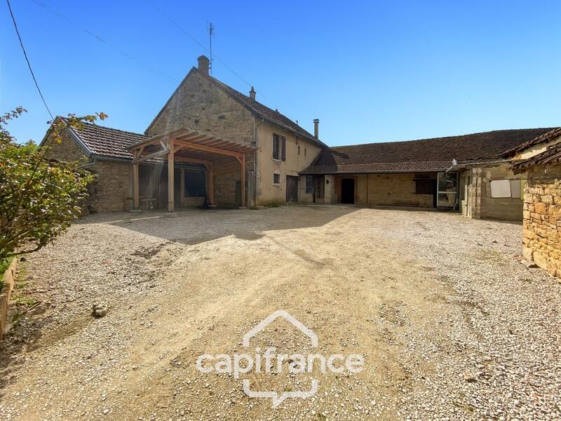 Maison en pierre - 85 m² - 5 pièces