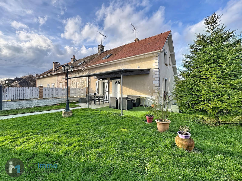 Maison - 98 m² - 6 pièces