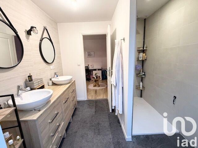 Maison - 179 m² - 6 pièces