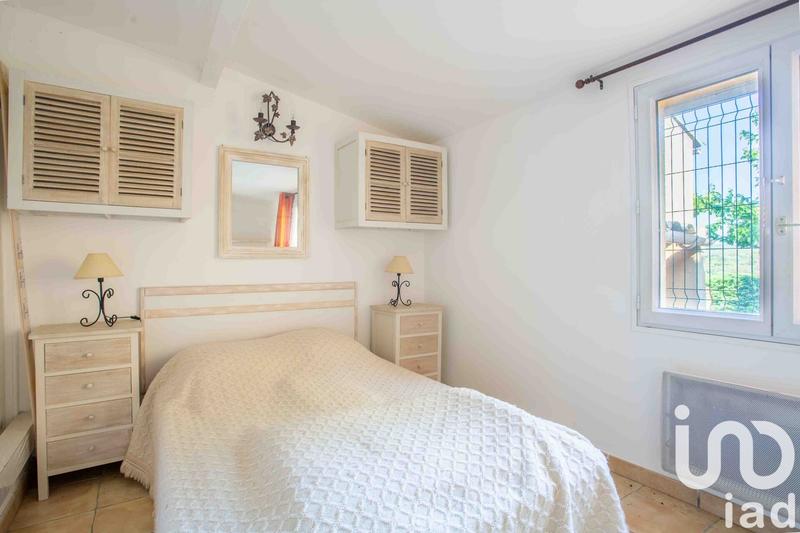 Maison - 223 m² - 8 pièces