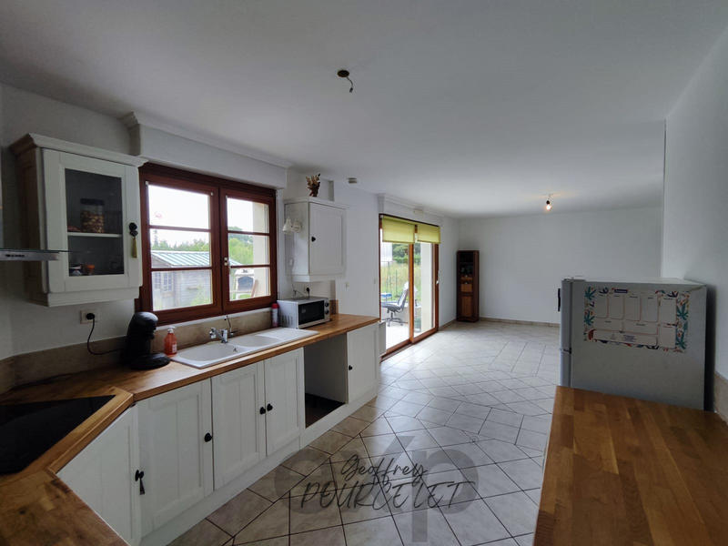 Maison traditionnelle - 124 m² - 7 pièces