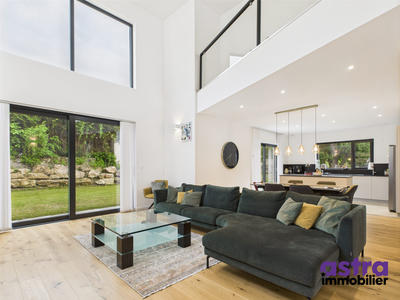 Maison contemporaine - 174 m² - 7 pièces