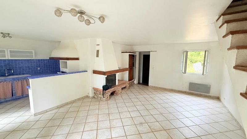 Maison - 86 m² - 4 pièces