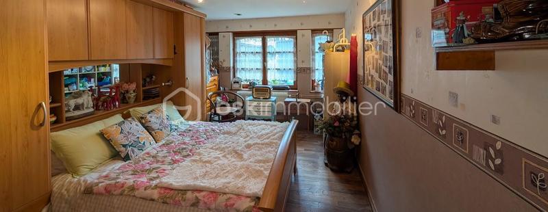 Maison traditionnelle - 95 m² - 5 pièces