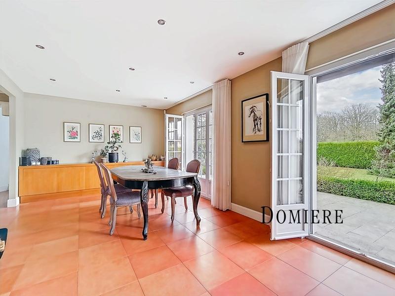 Maison - 200 m² - 8 pièces