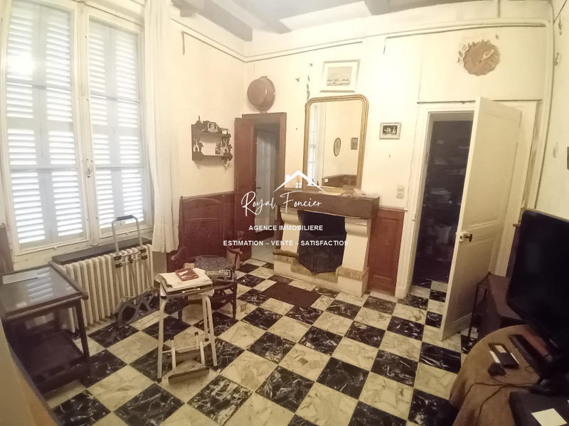 Maison - 194 m² - 8 pièces