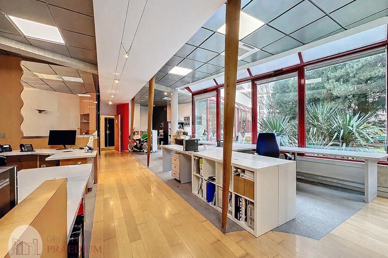 Bureau - 195 m²