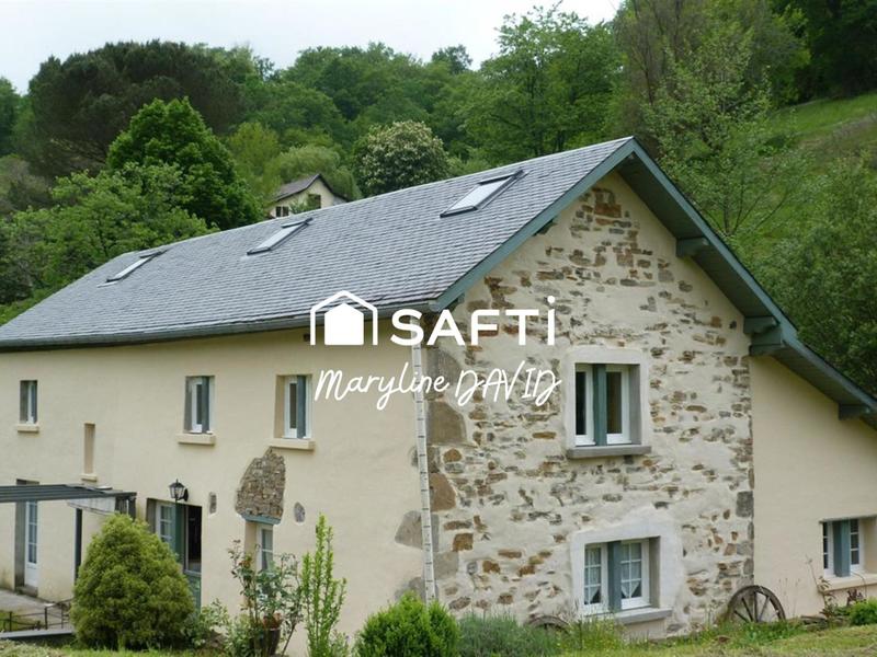 Maison - 185 m² - 8 pièces