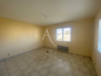 Local d'activité / Entrepôt - 159 m²