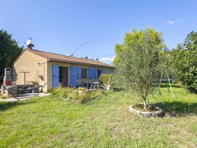 Villa - 90 m² - 5 pièces