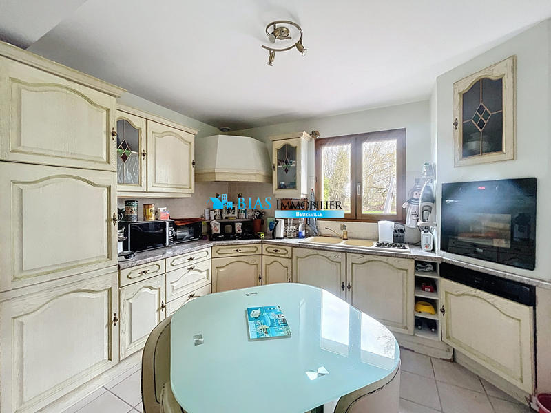 Maison traditionnelle - 95 m² - 5 pièces