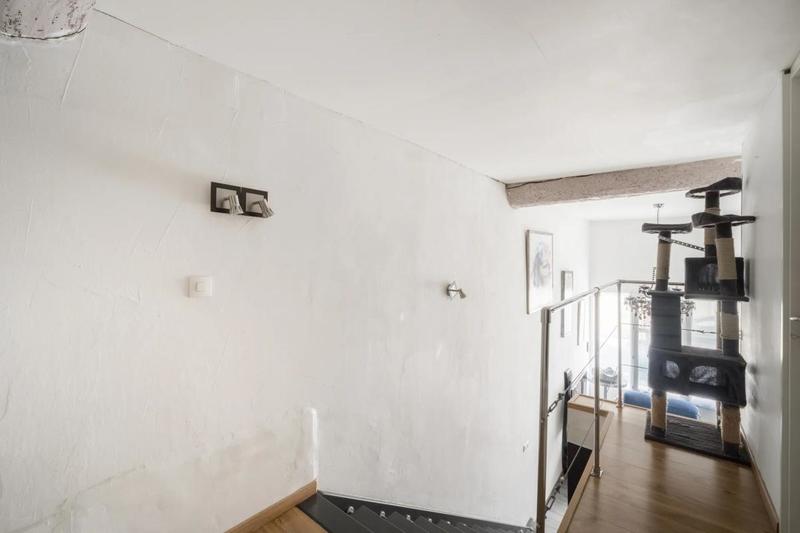 Appartement - 121 m² - 6 pièces