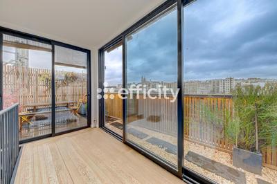 Appartement - 100 m² - 5 pièces