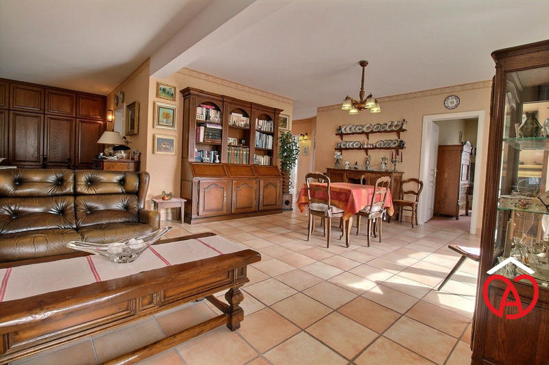 Appartement - 106 m² - 3 pièces