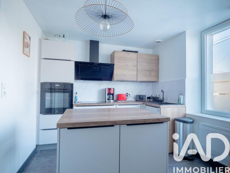 Maison de village - 90 m² - 4 pièces