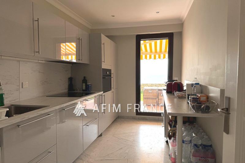 Appartement - 86 m² - 3 pièces