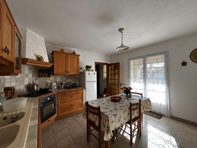 Villa - 151 m² - 6 pièces