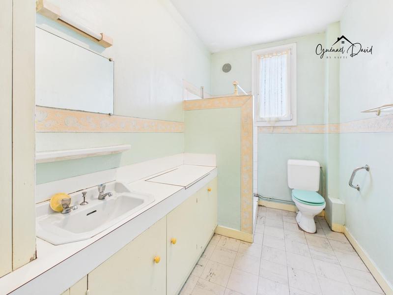 Maison - 175 m² - 8 pièces