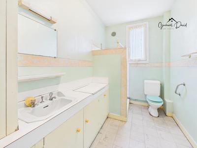 Maison - 175 m² - 8 pièces