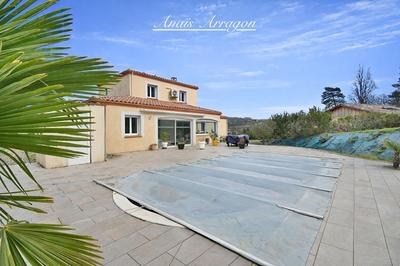 Maison - 162 m² - 5 pièces