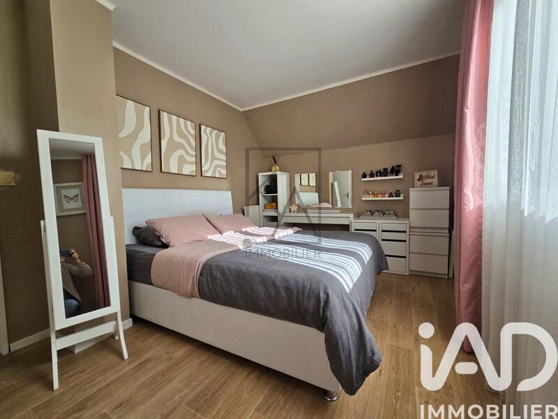 Maison - 81 m² - 3 pièces