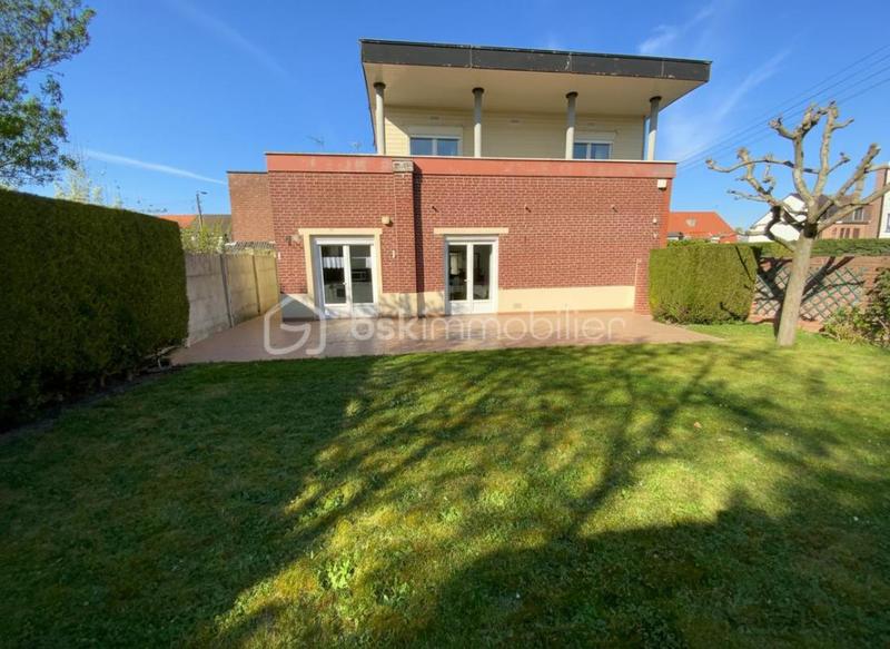 Maison de ville - 138 m² - 7 pièces