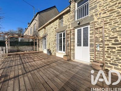 Maison - 94 m² - 4 pièces