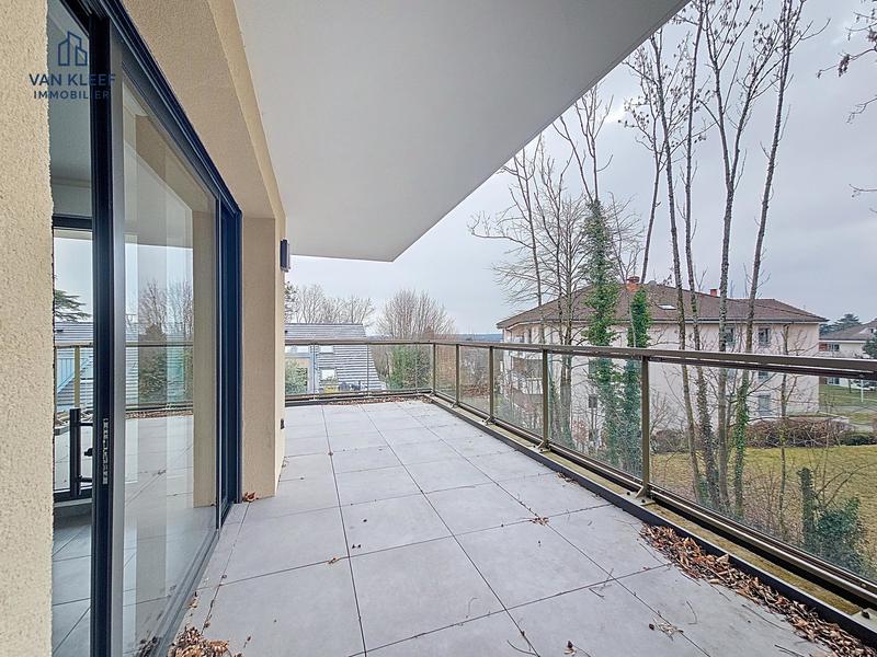 Appartement - 110 m² - 5 pièces