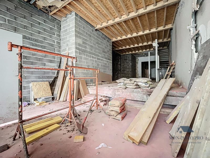 Local commercial - 150 m² - 3 pièces