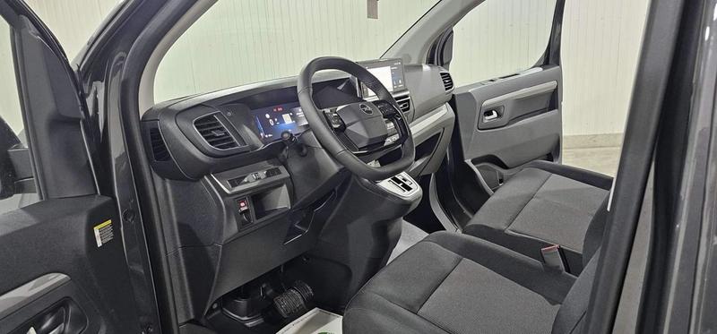 Opel Zafira Taille m BlueHDI 180 ch s&amp;S Eat8 Business