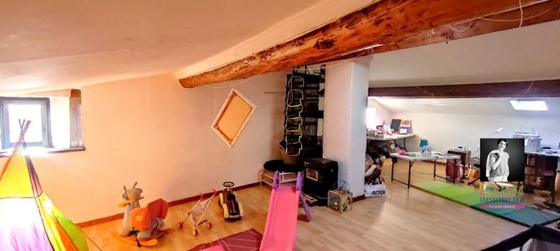 Maison de village - 209 m² - 6 pièces