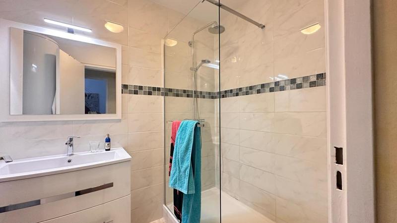 Appartement - 87 m² - 4 pièces