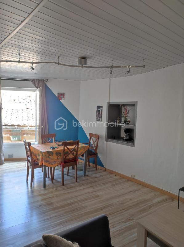 Immeuble - 355 m² - 18 pièces