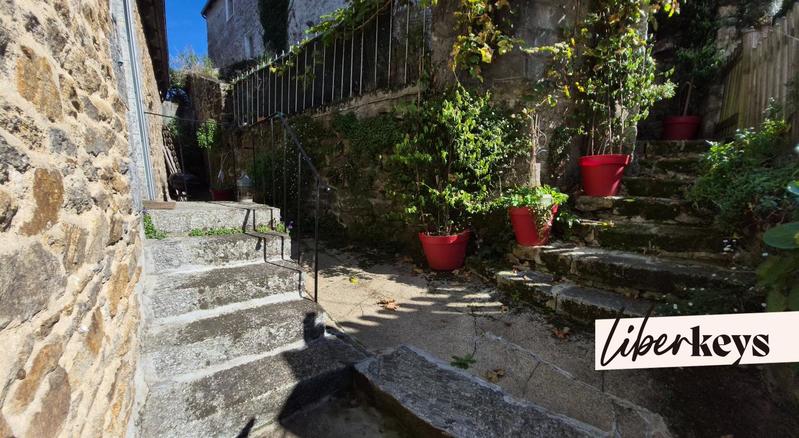 Maison de bourg - 147 m² - 5 pièces