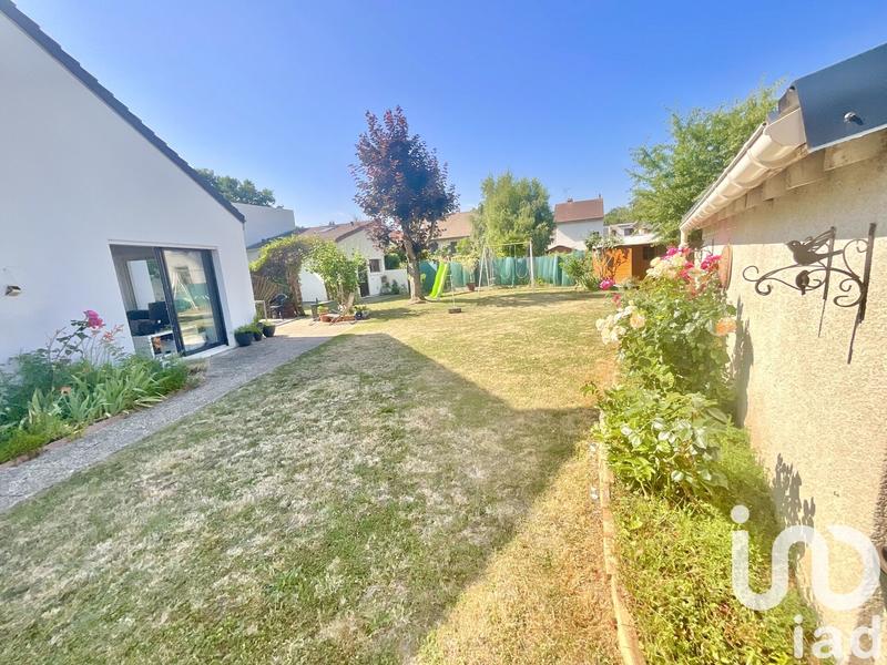 Maison - 172 m² - 8 pièces