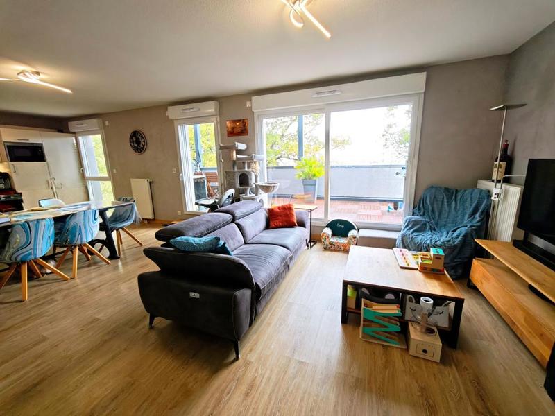 Appartement - 89 m² - 4 pièces