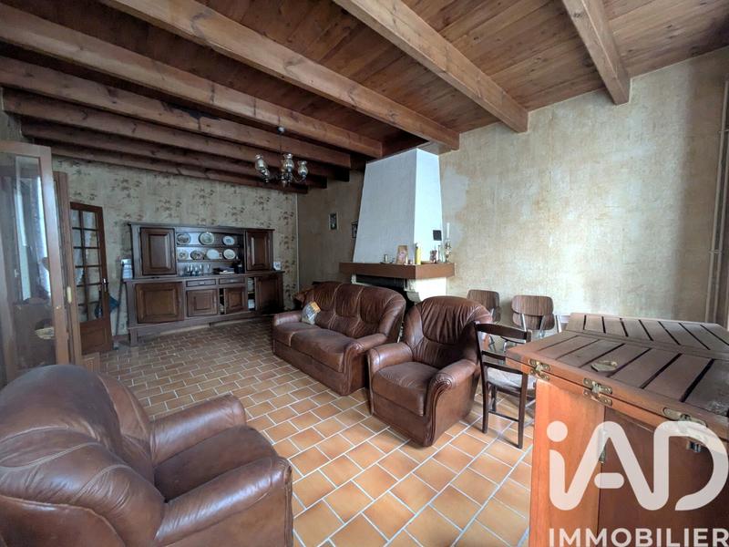 Maison - 217 m² - 7 pièces